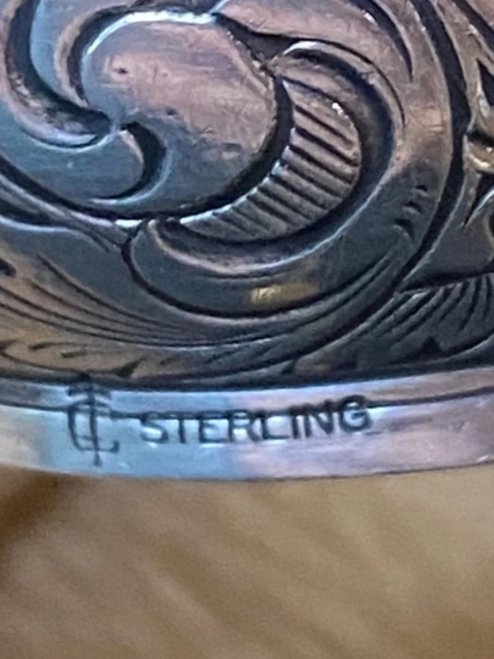 THOMAE 925 Sterling Silver Vintage Cuff Bracelet with Leaves Scrollwork 47 grams - Picture 5 of 8